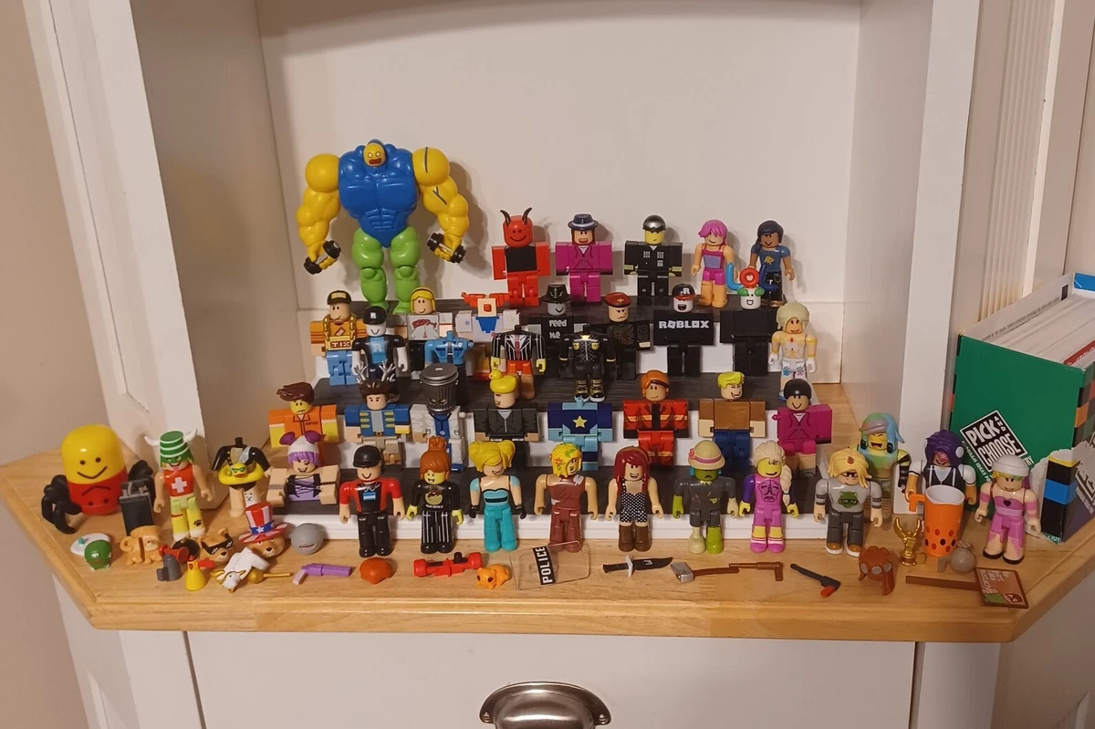 Roblox Toys Action Figures Lot Of 50 Figures w Some Accessories NO CODES