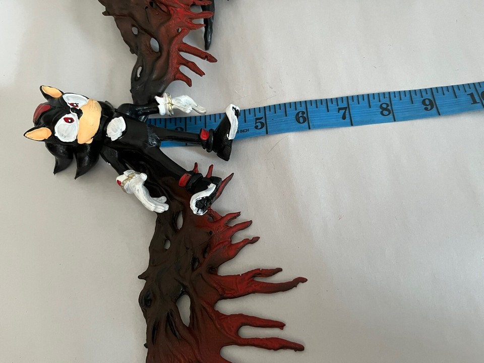 Shadow Sonic The Hedgehog Figure With Wings Sonic The Hedgehog Mexican ...