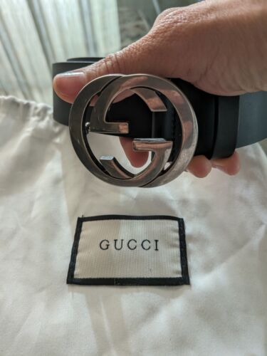 Gucci 1.5" Black Leather Marmont Belt Silver GG Buckle size 80 / 32  Unisex