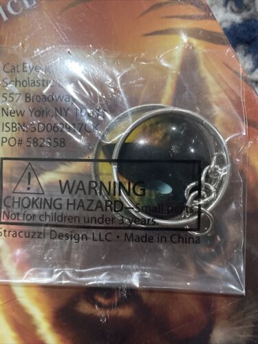 Warriors: #1: The Apprentice's Quest by Hunter, Erin With Keychain Sealed - Imagen 2 de 3
