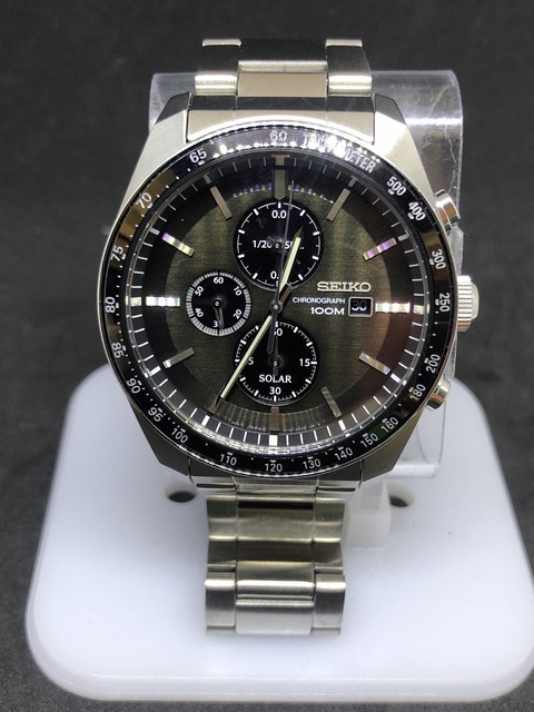 seiko solar chronograph black and gold