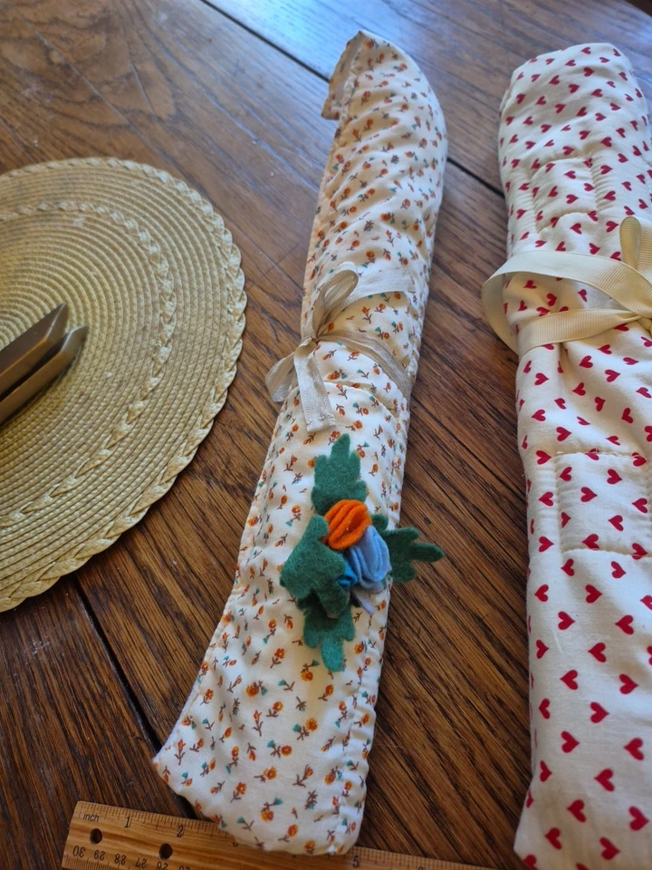 Lot of 38 Knitting Needles in 2 Felt Lined Handmade Bags EUC - Image 2 of 4