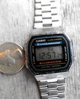 MENS  VTG CASIO  35MM   WorkS GREAT NEW  BATTERY SILVER  BIG WRIST BLUE LIGHT