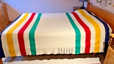 Vintage Hudson Bay blanket 6 point, very clean, no pets, smokers, or fragrances