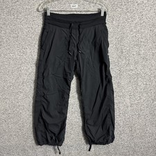 Lululemon Women's Size 4 Black Dance Studio Lined Straight Synch Hem Crop Pants
