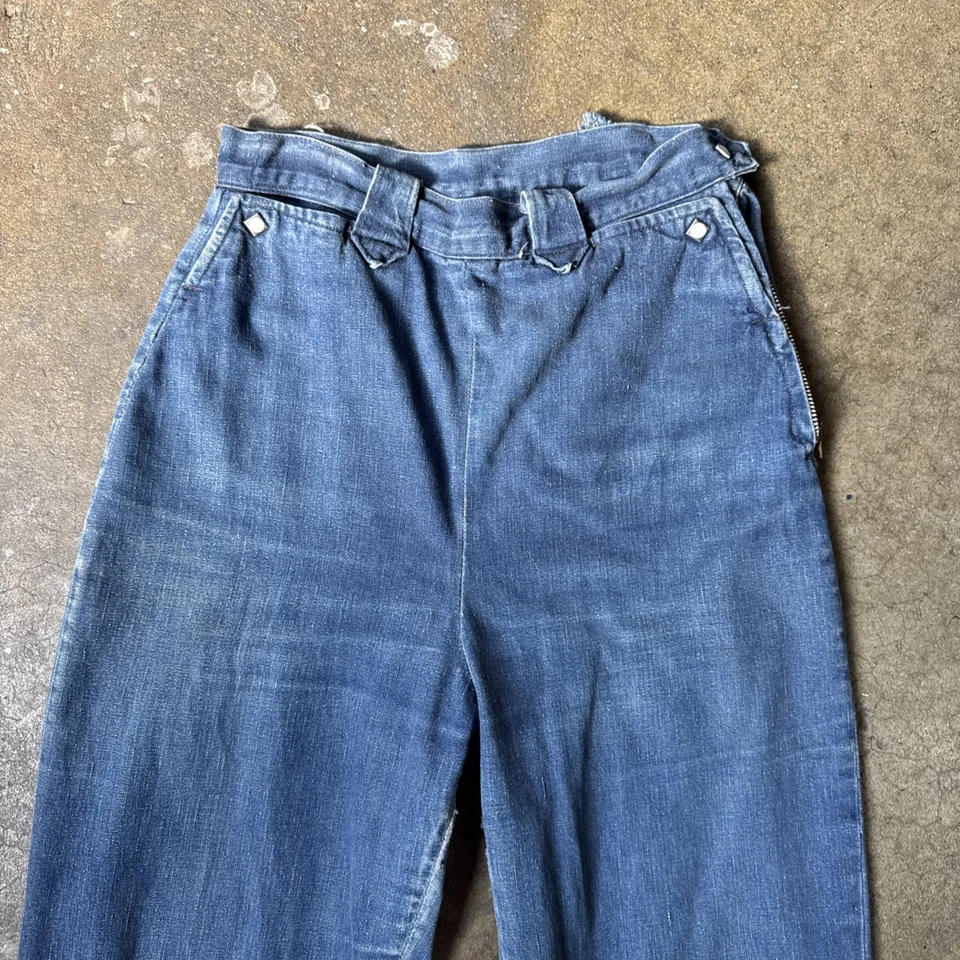 Jeans vintage 1950 Levi’s denim western wear pérola sanforizada bolsos de pressão - Imagem 2 de 4