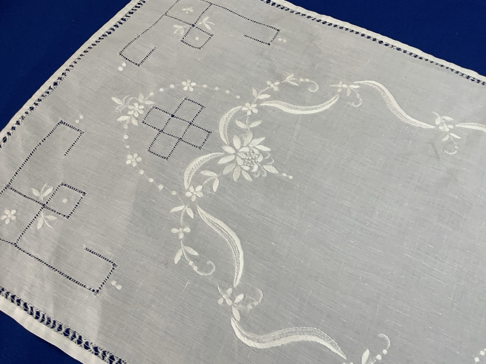 Vintage Dresser Scarf Or Table Runner, Flower & Dot Embroidery, Linen, White