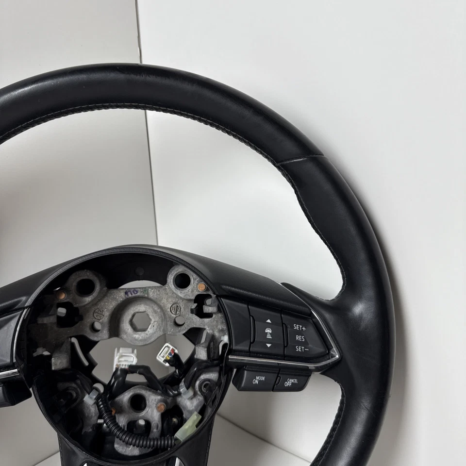 Mazda CX-5 2019 volante cuero negro con calefacción OEM Foto 4 de 4