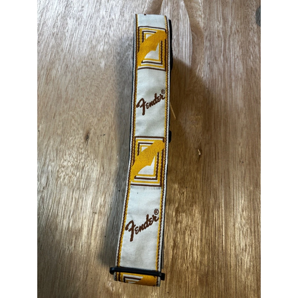Correa de guitarra Fender blanca amarilla patrón geométrico ajustable acolchada Foto 4 de 4