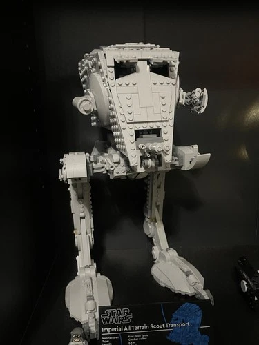 Lego UCS AT-ST complete Set With Minifigs