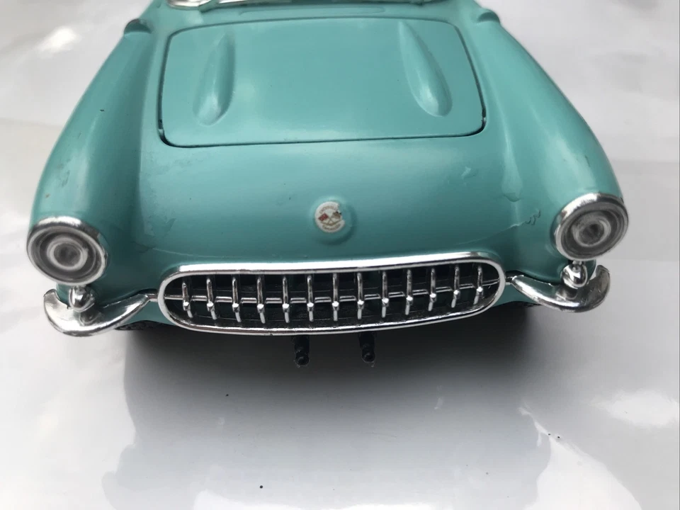 Burago 1/24 Chevrolet Corvette État Jeu Pour Pièces - Photo 2/4