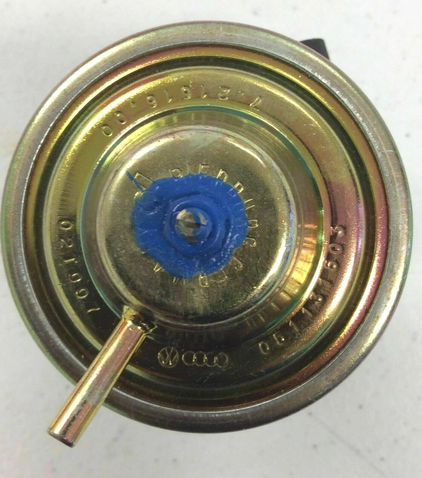 OEM Pierburg 051131503 / EGV1074 Válvula EGR Nueva Audi/VW 1985/95 M/Trans Alemania Foto 2 de 4