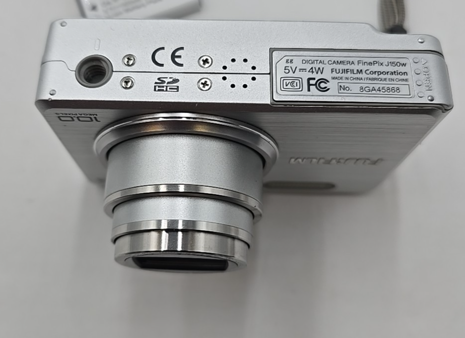 Fujifilm FinePix J150W 10MP Digital Camera with 5x Optical Zoom