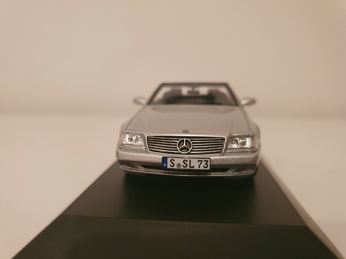 1/43 scale SPARK Mercedes Benz SL 73 AMG R129 1999 Limited 1/43 scale SPARK Mercedes Benz SL 73 AMG R129 1999 Limited