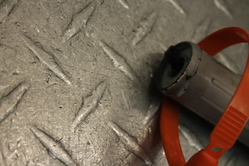 2002 铃木 SV650S 右握柄 — 第 4/4 张图片