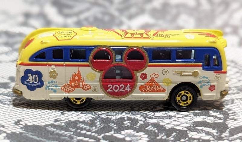 Disney Mickey Tomica Resort Cruiser New Year 2024 Tokyo
