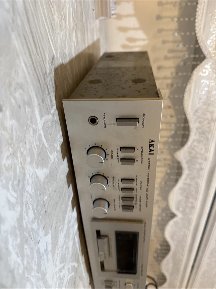 AKAI AM-U02 - Bild 3 von 4