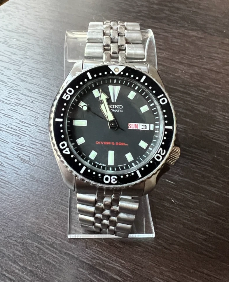 Seiko Diver Analog 200 m (20 ATM) Water Resistance Wristwatches