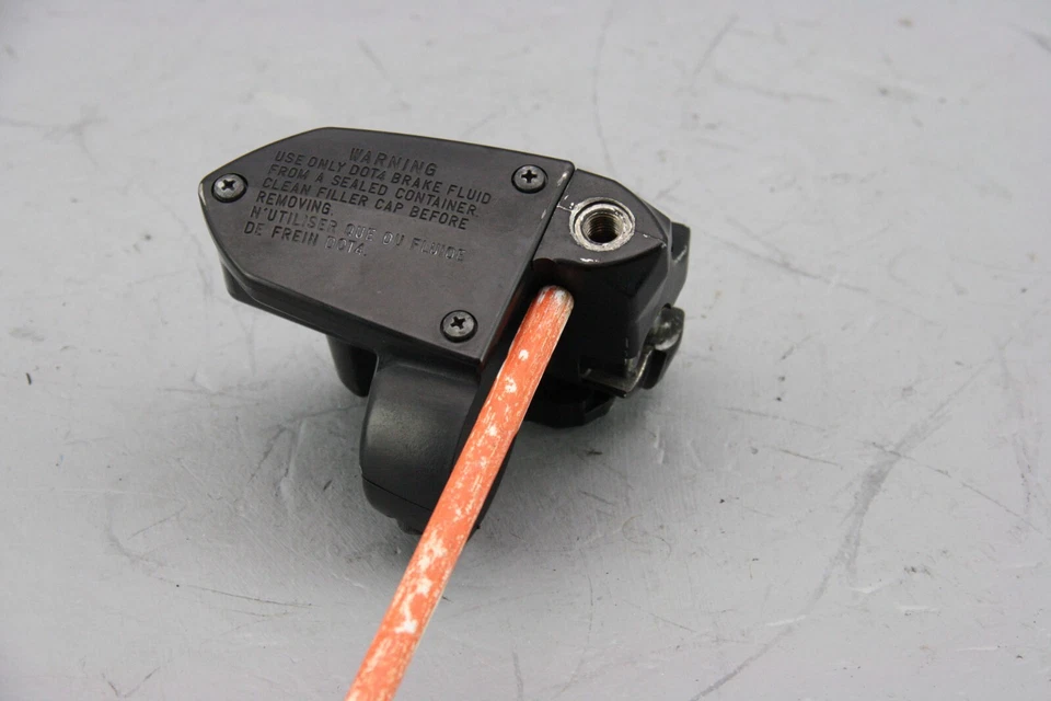 Victory Hammer 2010 cilindro maestro de freno delantero de 8 bolas 13.000 millas Foto 4 de 4