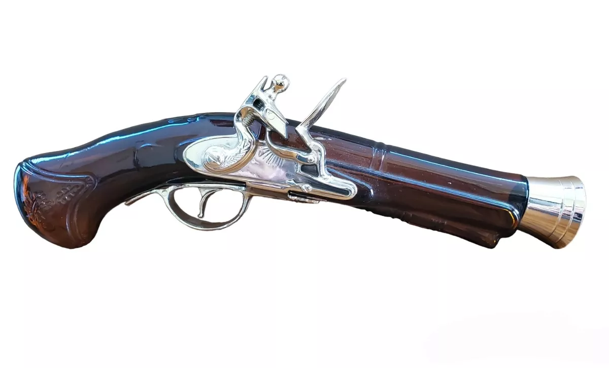 Pirate with Blunderbuss Pistol