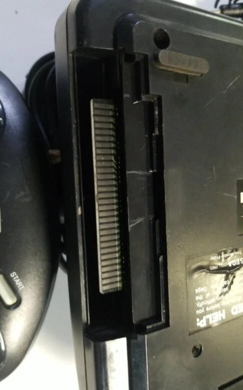 GUARANTEED SEGA Genesis Model 2 II 16MB System Console - Black - Image 2 of 2