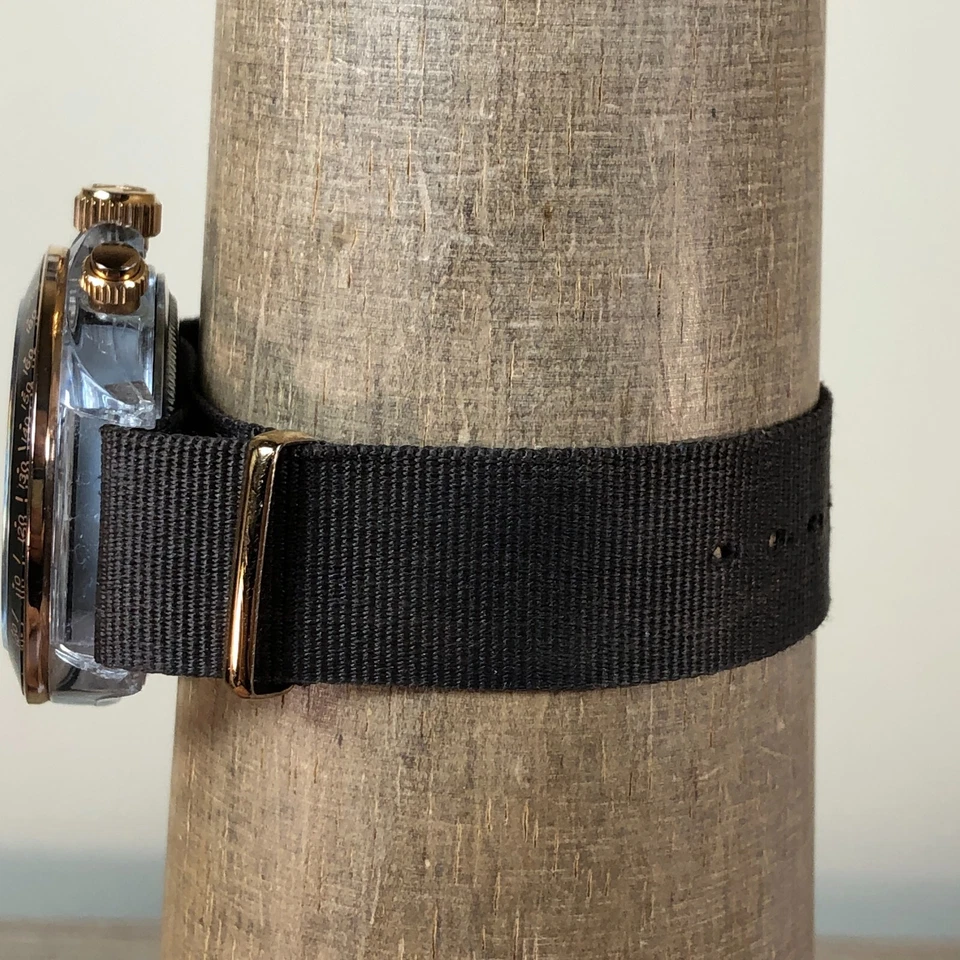 Reloj de pulsera para mujer acrílico transparente de acero inoxidable cronógrafo JUGUETE Foto 3 de 4