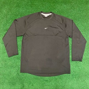 center swoosh nike shirt