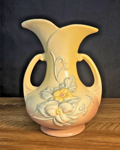 Hull Art Pottery #W-8 Wild Flower Vase Pitcher 7 1/2” USA 1946-1947 Vintage