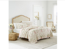 Laura Ashley Breezy 3-Piece Pink and Green Floral Cotton Full/Queen Quilt Set