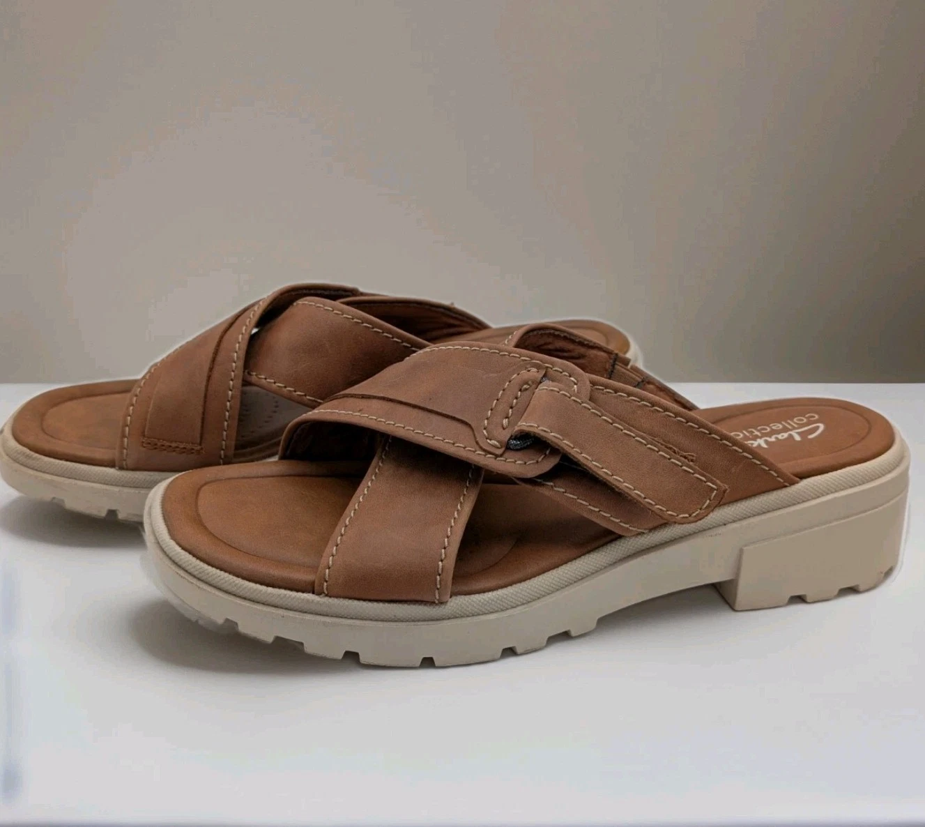 Sandali donna Clarks Coast incrociati slip on in pelle marrone taglia 10 usati in ottime condizioni