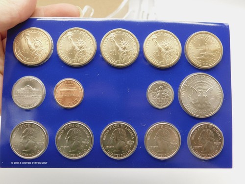 2008 UNITED STATES MINT DENVER & PH UNCIRCULATED U.S COIN SET OGP & COA - Picture 3 of 5