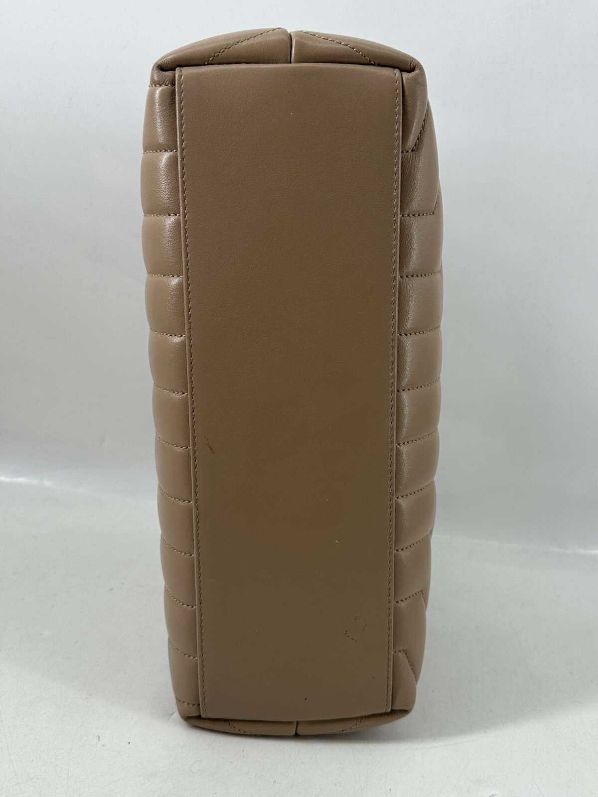 Borsa a tracolla Saint Laurent LouLou YSL media in pelle di agnello matelassé