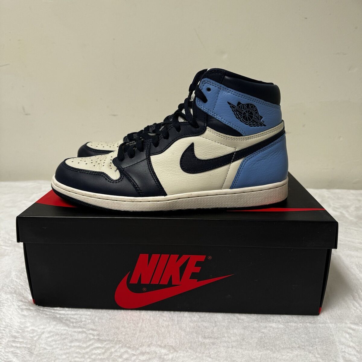 Jordan 1 Retro OG High Obsidian UNC 2019 Mens Size 10.5 Nike Jordan 1 Retro OG High Obsidian UNC 2019 Mens Size 10.5 Nike