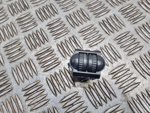 VW GOLF V Variant 1K5 Schalter zur Einstellung der Scheinwerferhöhe 33503652