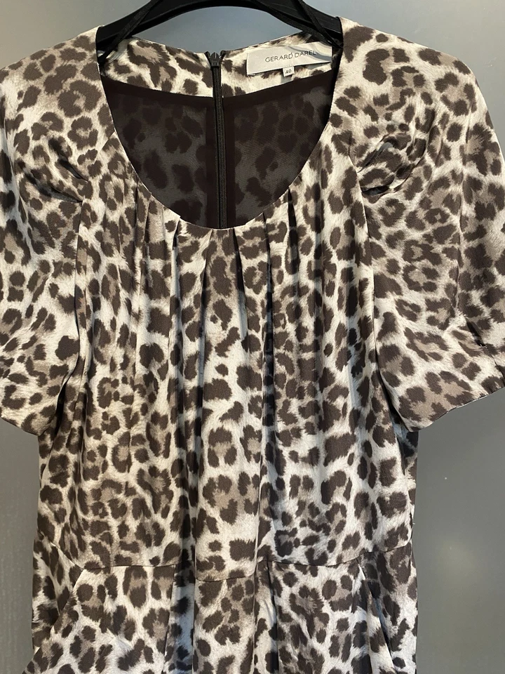 robe de luxe et chic en 100% SOIE GERARD DAREL neuve sans étiquette taille 40 - Photo 4/4