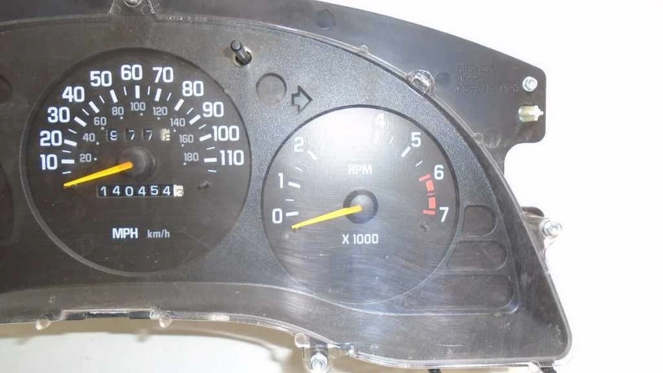 98 99 VELOCÍMETRO MONTE CARLO EE. UU. CON PANEL DE CONSOLA DE PISO 494216 Foto 4 de 4