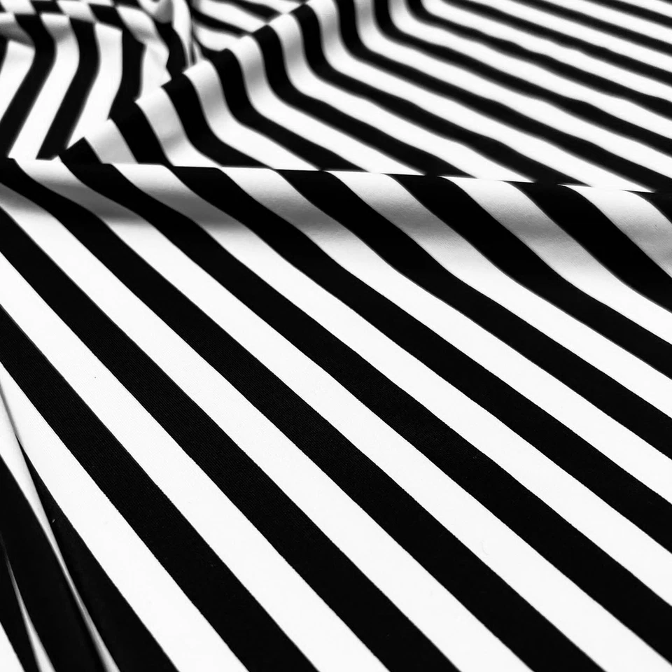 Tela de spandex de nailon con estampado de rayas blancas y negras estiramiento de 4 vías Foto 4 de 4
