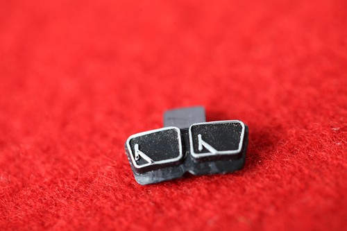Arnold escala N repuesto para V 217 001-7 DB rojo ventana delantera negro (314151) | Condition: Gebraucht