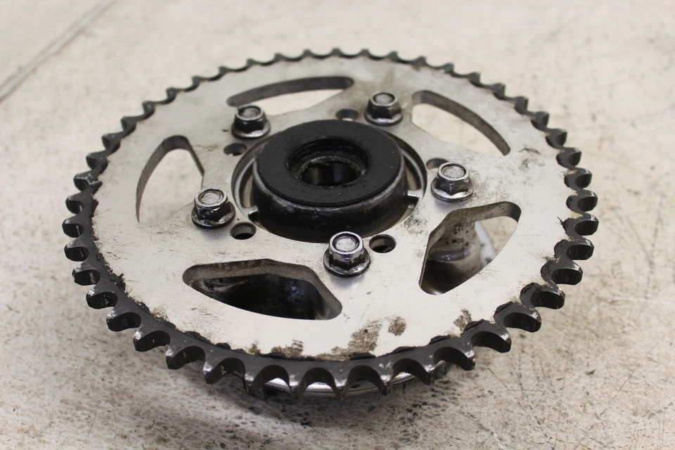 1995 SUZUKI GSXR750W OEM RODA DENTADA TRASEIRA DE TAMBOR D-28D - Imagem 2 de 4