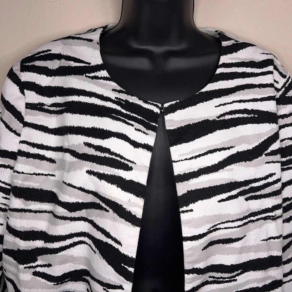 Blazer Talla 12 Chicos 2 Negro Blanco Cebra Forrado Algodón Estampado Animal Frente Abierto Foto 4 de 4