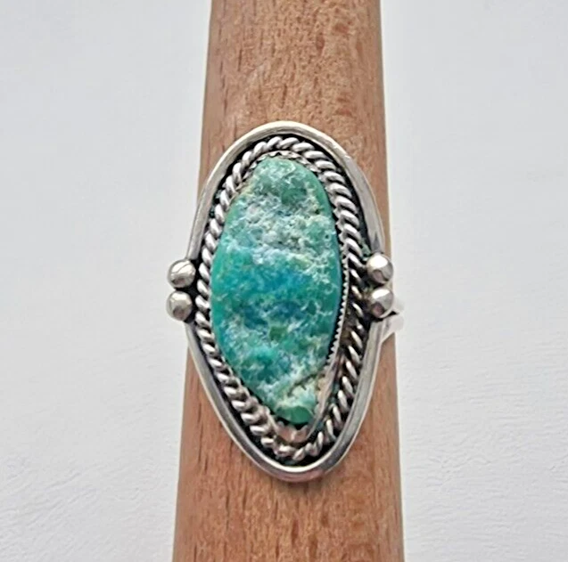 NATIVE AMERICAN STYLE 925 STERLING SILVER NATURAL TURQUOISE RING SIZE 4.75 - Image 4 of 4