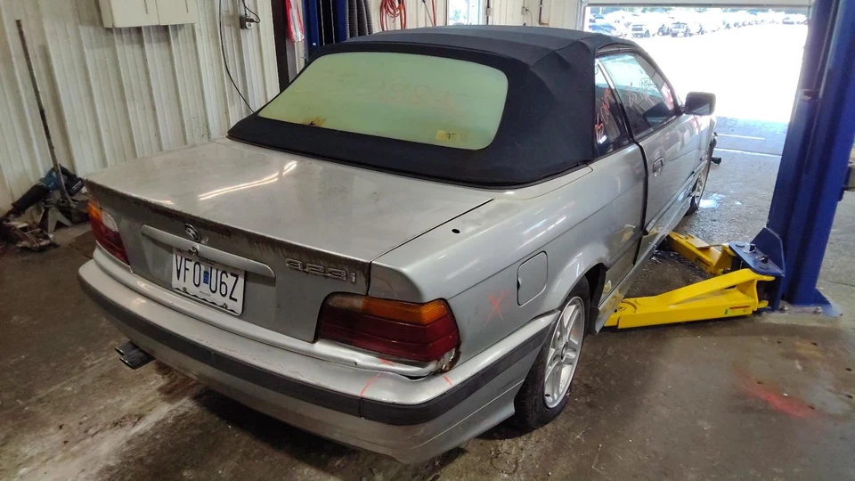 Purificador de aire convertible E36 para 96-99 BMW 328i 1085948 Foto 4 de 4