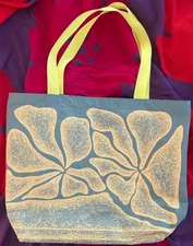 Aloha Collection Ala Moana Exclusive Diamondhead Reversible Tote