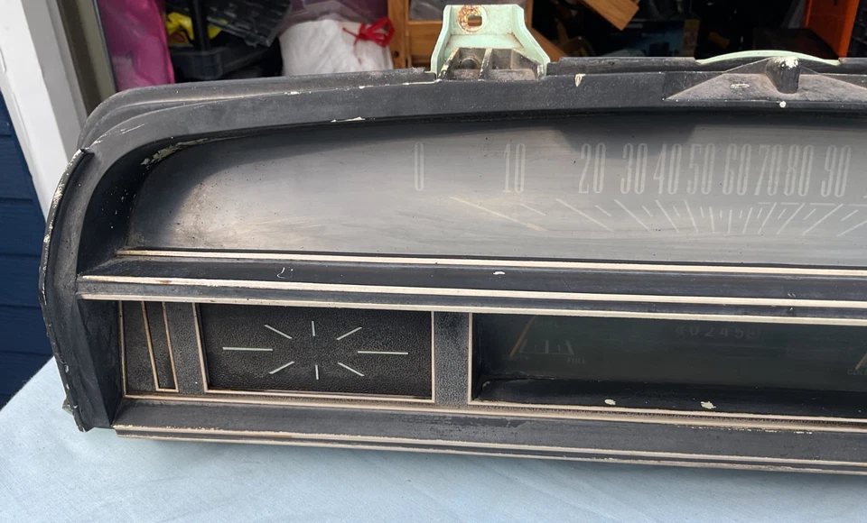 Cuadro de instrumentos velocímetro Ford Torino GT 70 71 Fastback tablero Foto 2 de 4