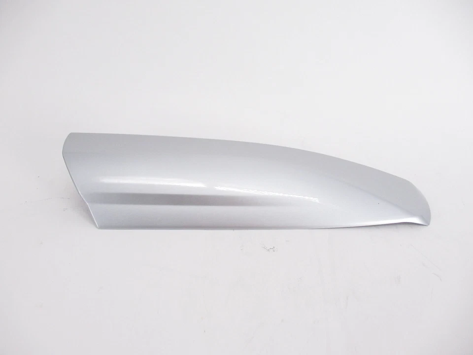 Cubierta de portaequipajes de techo delantero para pasajero Toyota 63491-48040 08-13 Highlander original OEM Foto 2 de 4