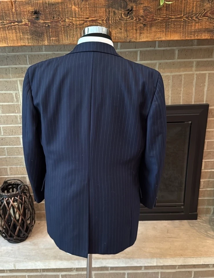 VINTAGE Paul Stuart mens 42R blue pinstripe 100% wool 2-button suit w/ trousers - Image 4 of 4