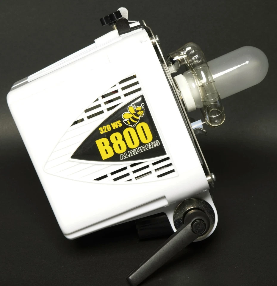 Paul C Buff Alien Bees B800 Arctic White Travel Complete kit, FREE SHIPPING!!! - Image 2 of 4