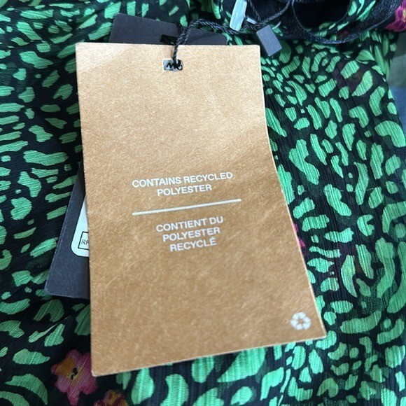 NWT Vero Moda Carolina Midi Dress  Green Chiffon Sheer V-Neck Small Cottagecore