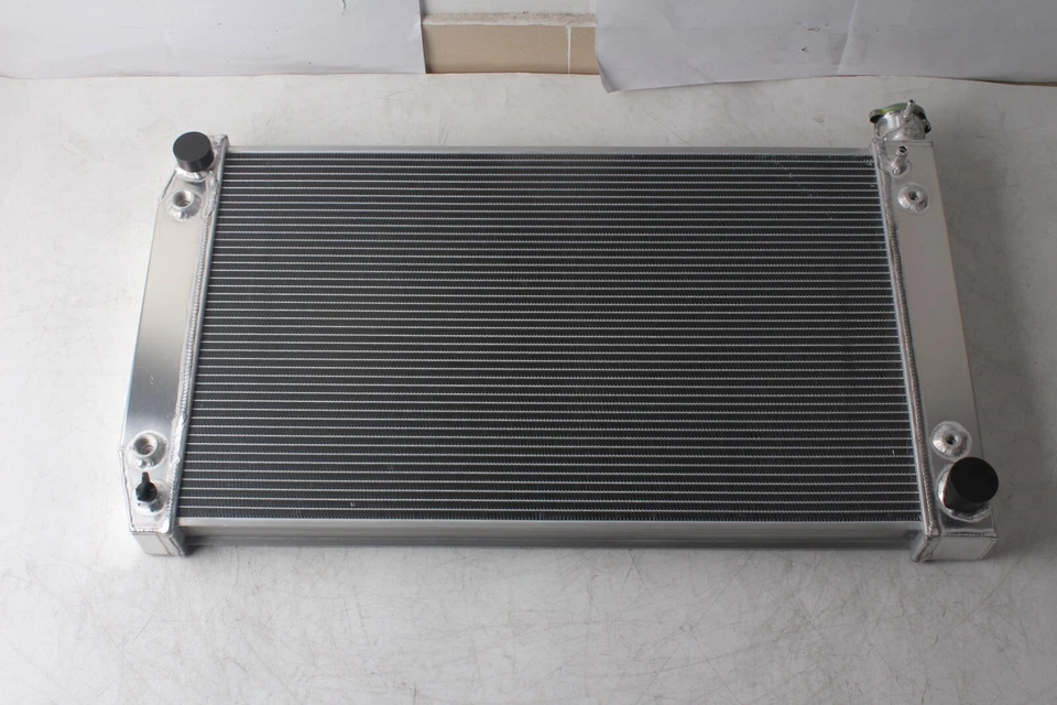 4-Row Radiator For 1988 89 1990-1995 Chevy GMC Truck C/K 1500 2500 3500 5.0 5.7L - Image 2 of 4