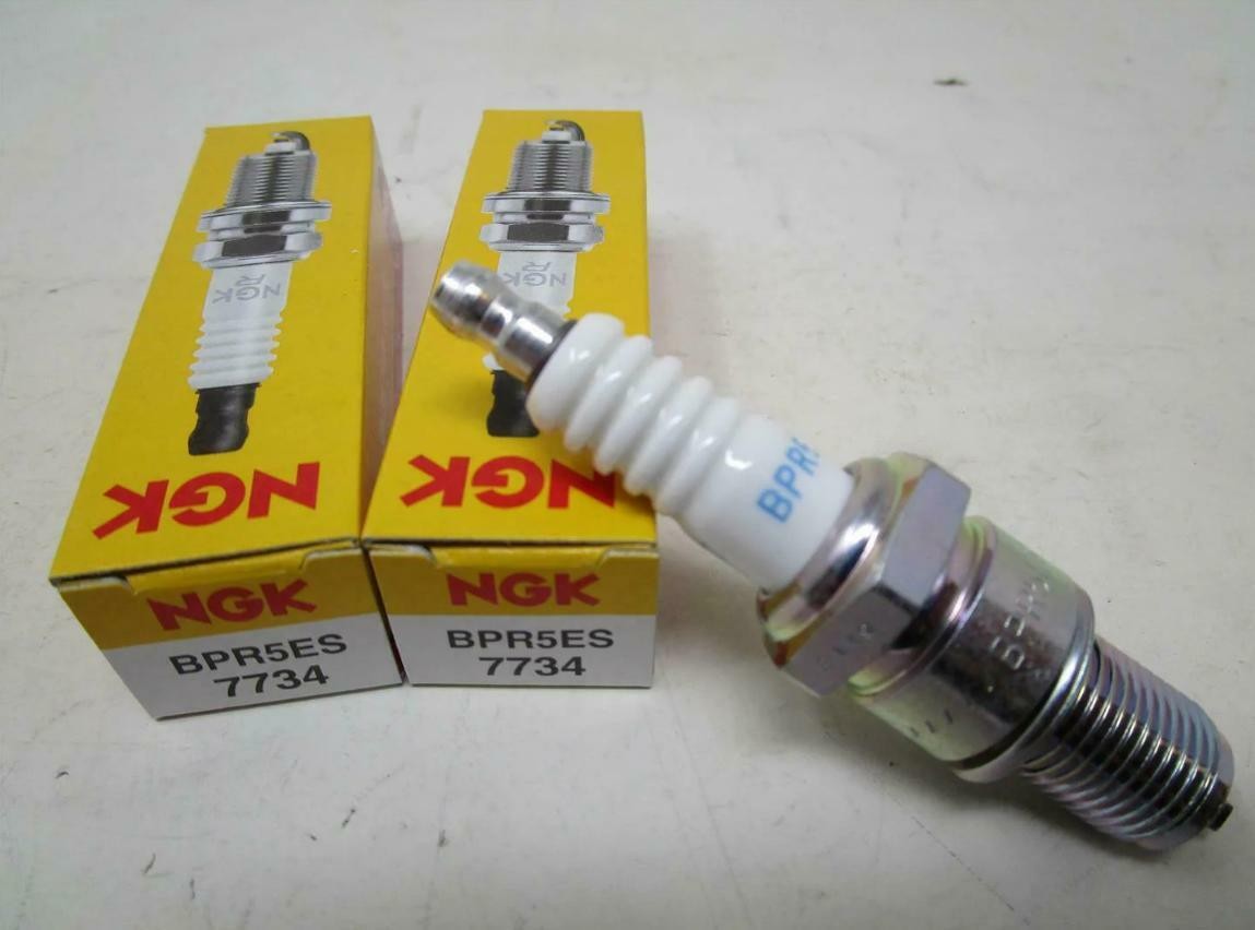 NGK BPR5ES Standard Spark Plugs 7734 QTY-2 for Honda Kawasaki Yamaha